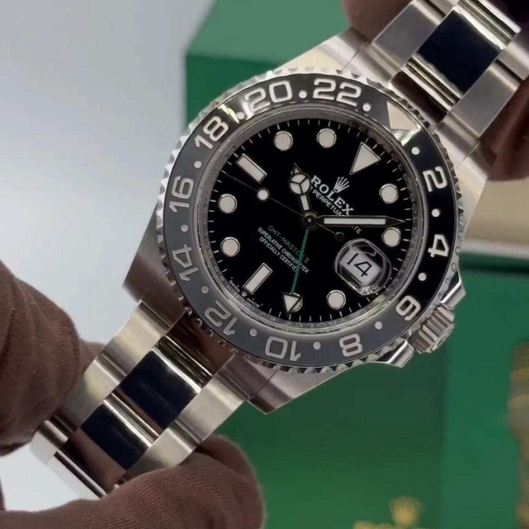 R. GMT-Master II Bruce Wayne